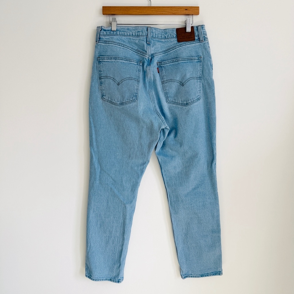 Levi's 70s High Slim Straight Jeans Premium Women's Size 32 Light Blue Denim - Picture 5 of 15